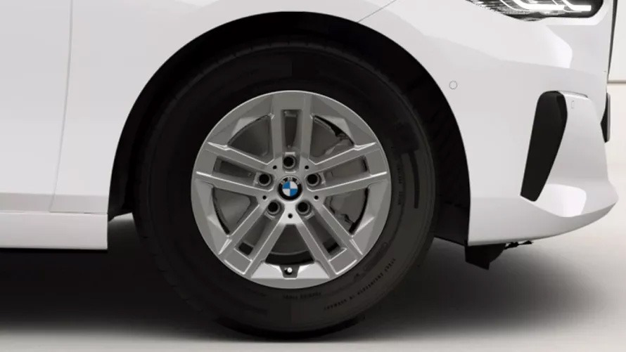 THE NEW BMW 220i Active Tourer original